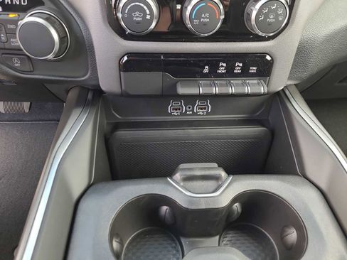 New 2026 RAM 1500 Express AWD/4WD image 25