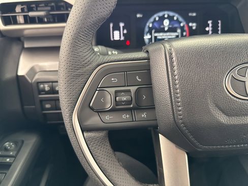 New 2025 Toyota Tacoma SR5 image 18