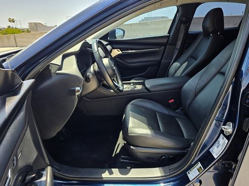 Used 2019 MAZDA MAZDA3 Sedan w/ Preferred Package FWD image 15