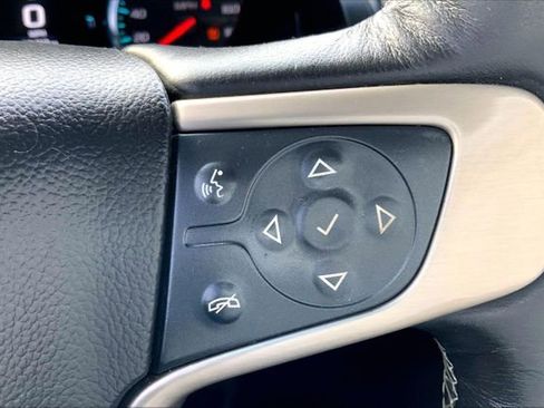 Used 2017 GMC Yukon Denali image 18