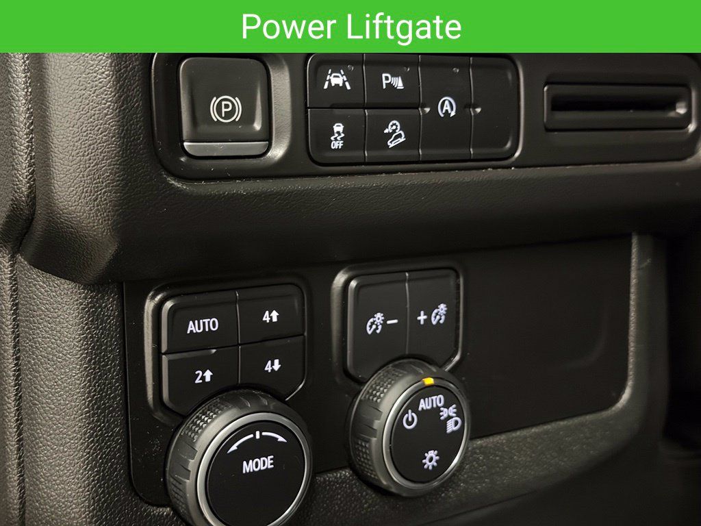 Certified 2023 Chevrolet Suburban Premier AWD/4WD image 31