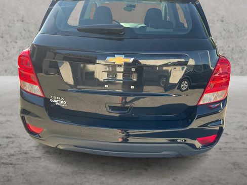 Used 2019 Chevrolet Trax LS w/ LPO, Protection Package FWD image 14