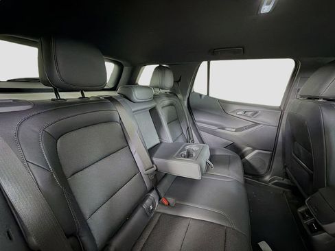 Used 2025 Chevrolet Equinox LT w/ Convenience Package II image 27