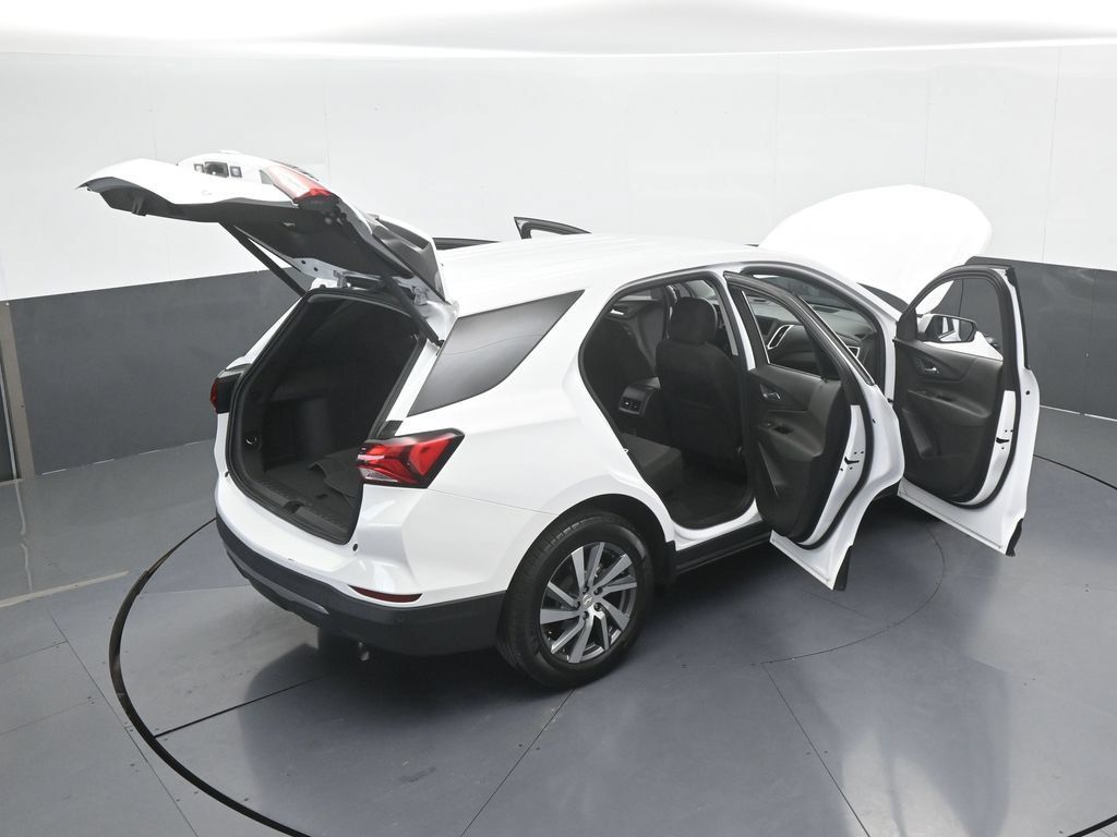 Used 2024 Chevrolet Equinox LT FWD image 67