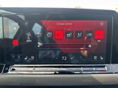 Used 2024 Volkswagen GTI SE image 20