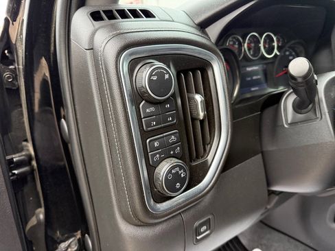 Used 2019 Chevrolet Silverado 1500 RST w/ All-Star Edition image 9