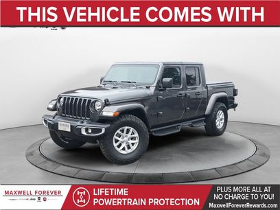 Used 2023 Jeep Gladiator Sport