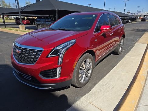 Used 2024 Cadillac XT5 Premium Luxury w/ Technology Package image 1
