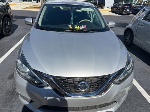 Used 2017 Nissan Sentra S image 2