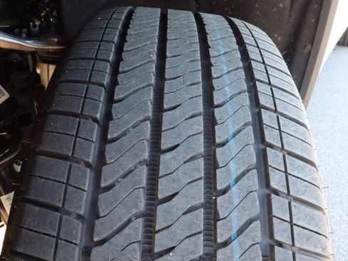 New 2026 GMC Sierra 1500 Denali w/ Denali Reserve Package image 17