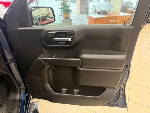 Used 2021 Chevrolet Silverado 1500 Custom RWD image 19