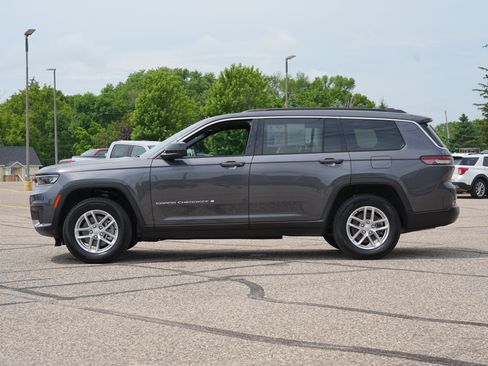 Used 2025 Jeep Grand Cherokee L Laredo w/ Trailer Tow Package AWD/4WD image 7