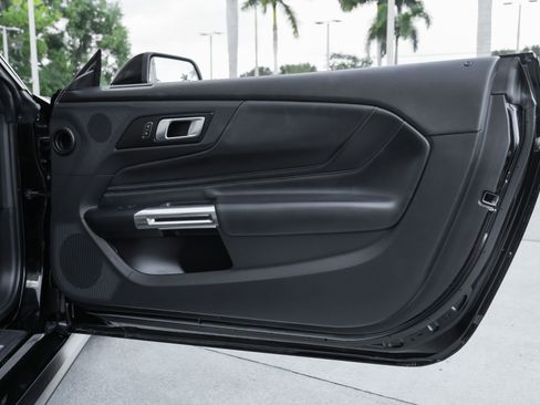 Used 2024 Ford Mustang Premium image 34