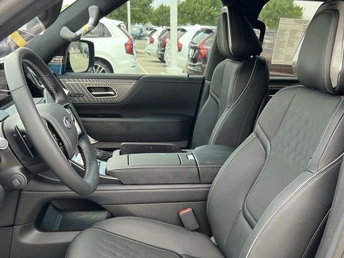 New 2026 INFINITI QX80 Autograph w/ Premium Cargo Package image 22