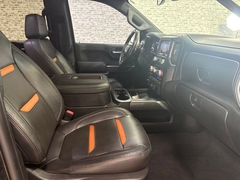 Used 2020 GMC Sierra 1500 AT4 w/ Off-Road Performance Package AWD/4WD image 10