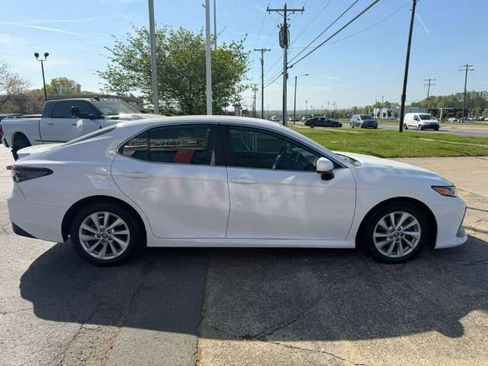Used 2023 Toyota Camry LE FWD image 8