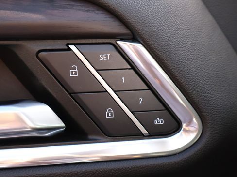 Certified 2023 GMC Sierra 1500 SLT w/ SLT Premium Plus Package image 9