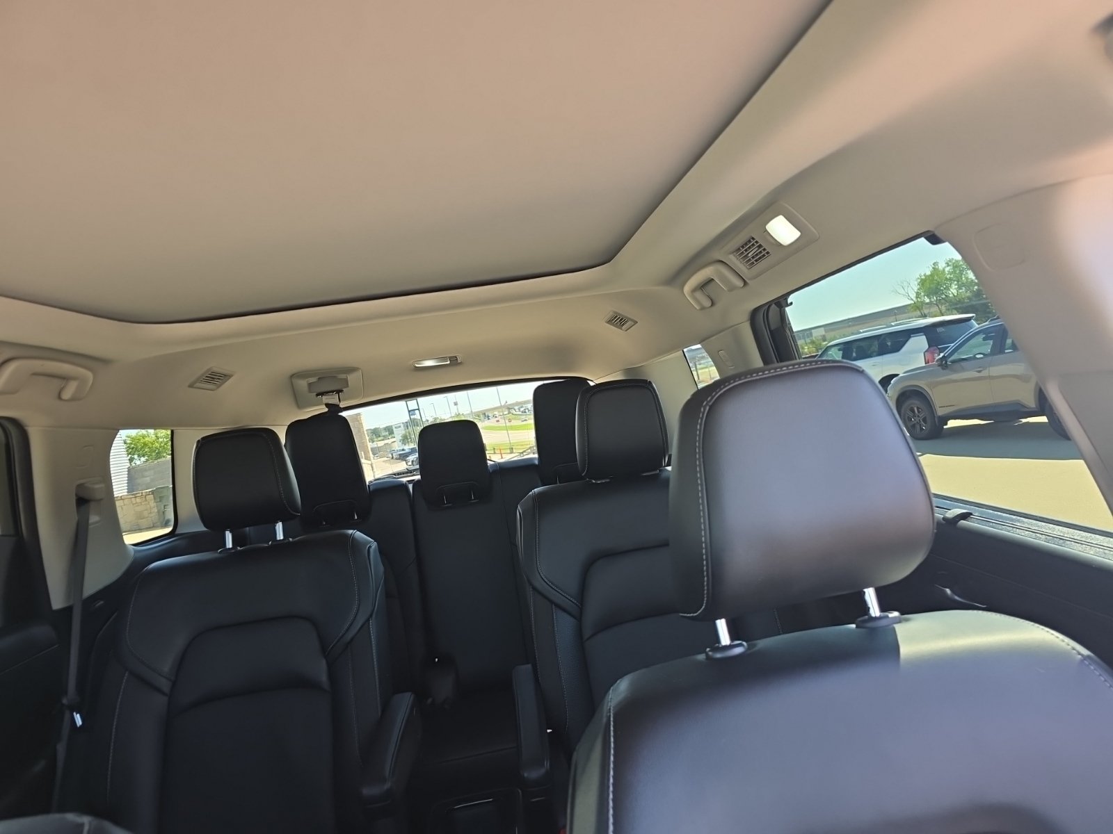 Certified 2023 Nissan Pathfinder SL w/ SL Premium Package FWD image 12