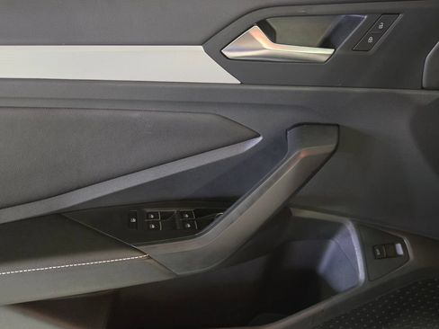 Certified 2025 Volkswagen Jetta Sport FWD image 24
