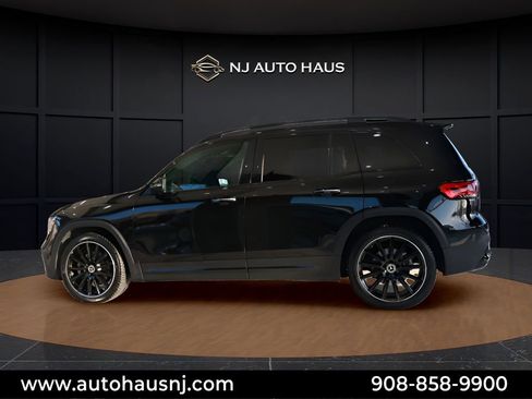 Used 2023 Mercedes-Benz GLB 250 4MATIC image 5