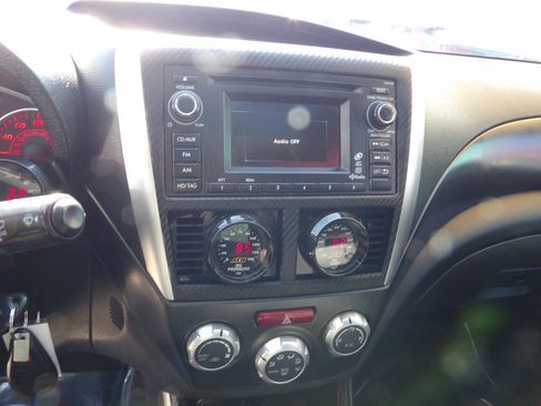 Used 2013 Subaru Impreza WRX Premium image 11