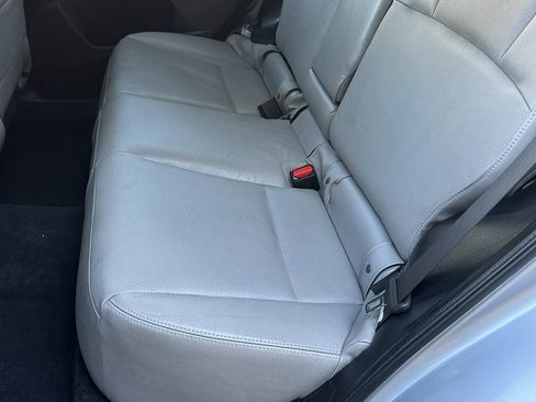 Used 2015 Subaru Forester 2.5i Limited image 18