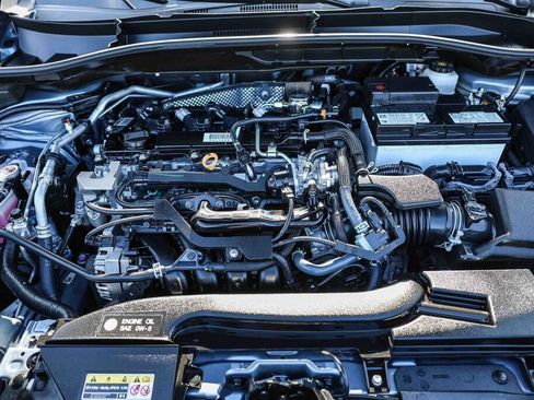 Certified 2024 Toyota Corolla Cross XLE w/ Convenience Package FWD image 16