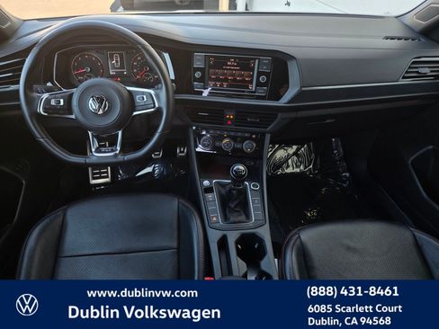 Used 2019 Volkswagen Jetta GLI image 13