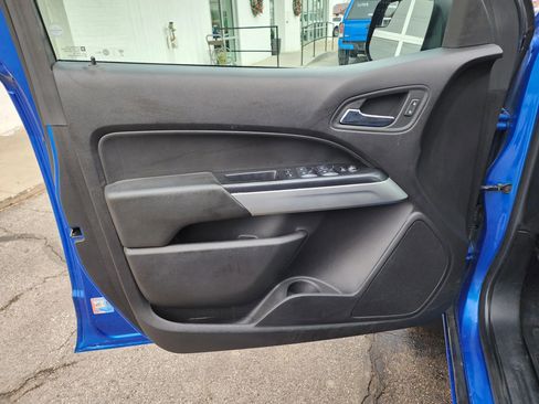 Used 2018 Chevrolet Colorado LT w/ LT Convenience Package image 13