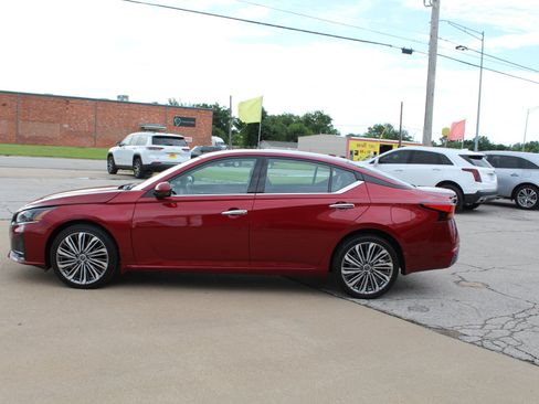 Used 2023 Nissan Altima 2.5 SL AWD/4WD image 9