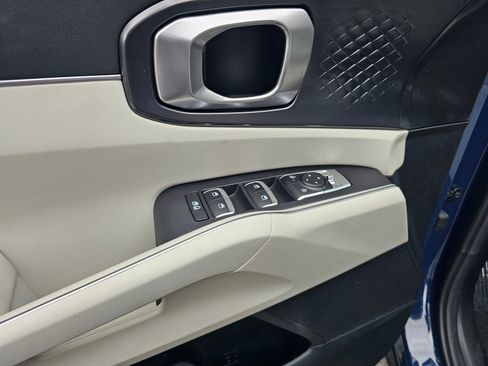 Used 2024 Kia Sorento S image 27