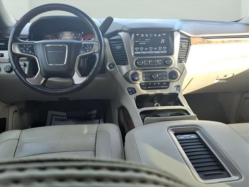 Used 2016 GMC Yukon XL Denali w/ Open Road Package image 9