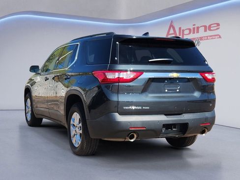 Used 2021 Chevrolet Traverse LT AWD/4WD image 3