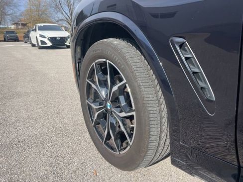 Used 2024 BMW X3 xDrive30i w/ Premium Package image 9