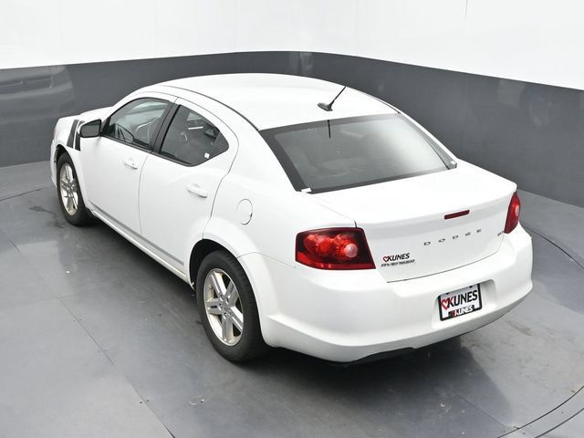Used 2013 Dodge Avenger SXT FWD image 19