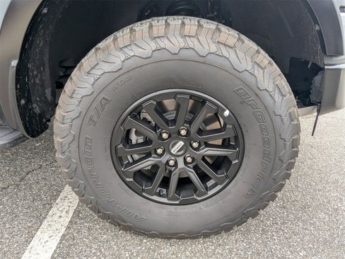 Used 2024 Ford F150 Raptor image 11