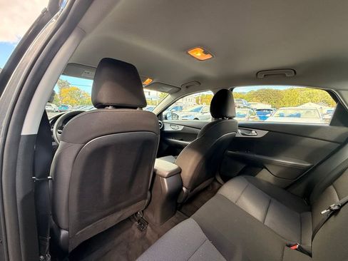 Used 2024 Kia Forte LXS image 15