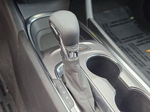 Used 2024 Chevrolet Malibu LT image 23