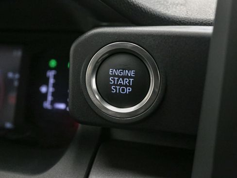 New 2026 Toyota 4Runner SR5 AWD/4WD image 18