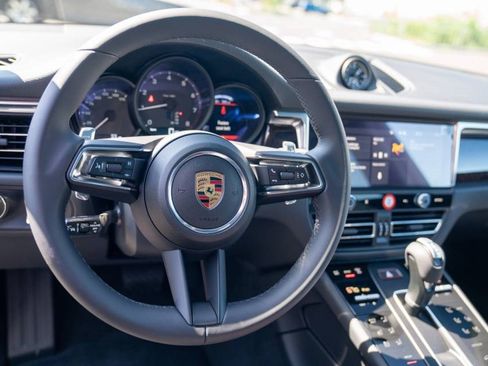New 2026 Porsche Macan AWD/4WD image 15