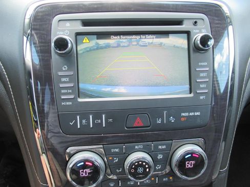 Used 2015 Buick Enclave Premium w/ Experience Buick Package AWD/4WD image 30
