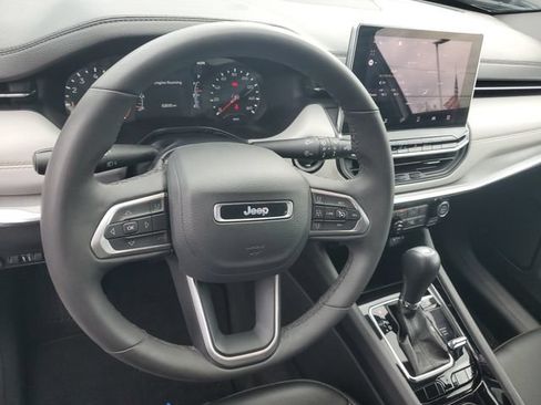Used 2024 Jeep Compass Limited AWD/4WD image 18