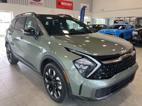 Used 2023 Kia Sportage X-Line w/ X-Line Premium Package AWD/4WD image 3