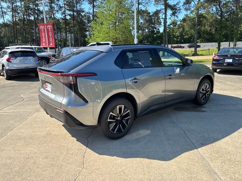 New 2026 Toyota bZ FWD image 7