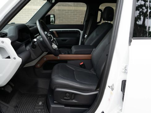 Used 2024 Land Rover Defender 110 S AWD/4WD image 51