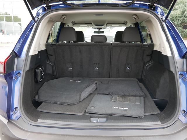 Used 2021 Nissan Rogue SV AWD/4WD image 10
