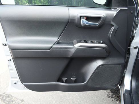 Certified 2023 Toyota Tacoma TRD Off-Road w/ Advanced Technology Package image 13