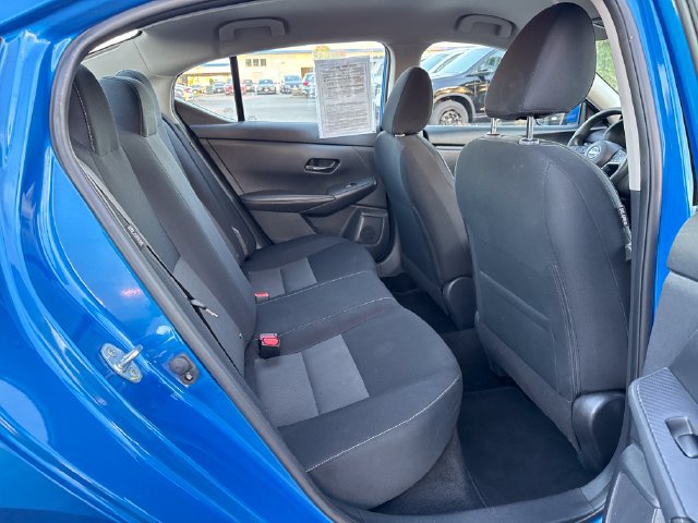 Used 2025 Nissan Sentra SV FWD image 10