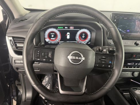 Used 2026 Nissan Rogue SL FWD image 19