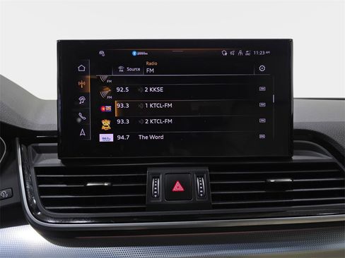 Certified 2025 Audi Q5 2.0T Premium Plus w/ Premium Plus Package image 21